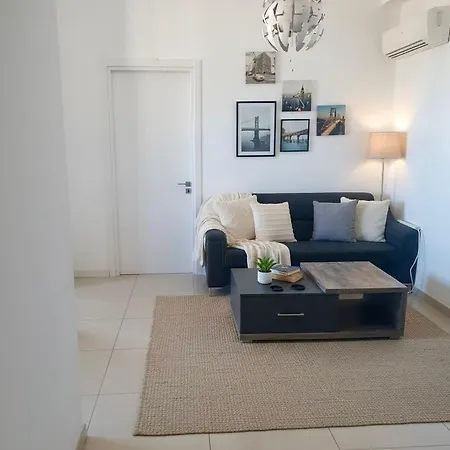 Fantastic Sea Views * Lárnaca